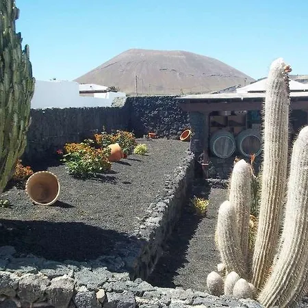 Izliti Villa *